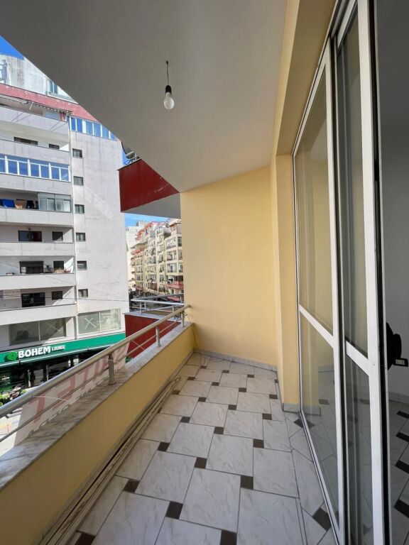 🏡 Apartament në shitje 2+1 – Astir (pranë Bar Bohem)
