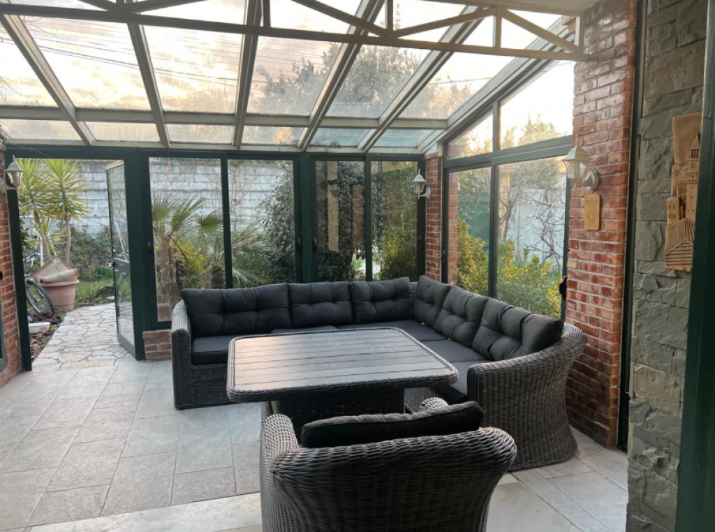 🏡 VILLA 2 FLOORS FOR RENT | Sauk