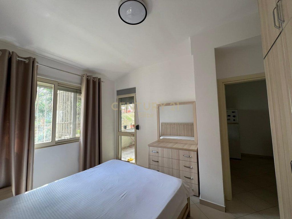 affittasi 1+1 al Lago Secco  550