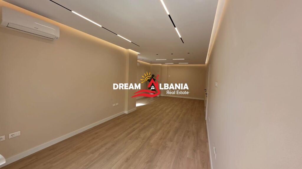 Business Premises for rent at Coin Tirana near Air Albania Stadium (ID 42611420)