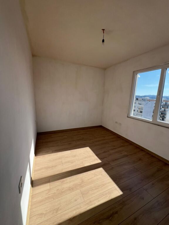 APARTAMENT ME QERA 2+1