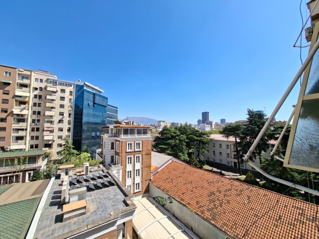 🏠 In Affitto: Appartamento 3+1+2 Bagni (📍Zona Stazione / Harry Fultz) 🔥 Posizione Strategica | ✨ Prima volta in affitto 💶 Prezzo: 72.000 ALL / Mese