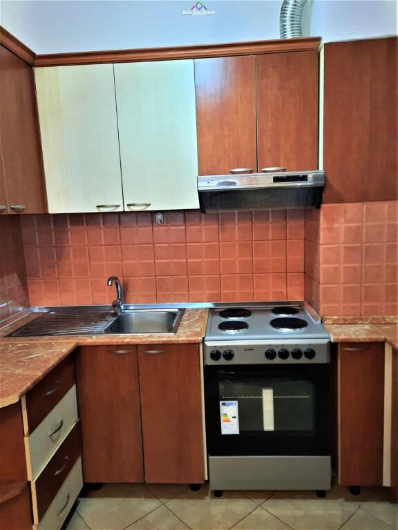 Apartament Ne Shitje 1+1 Tek 5 Maji (ID B110486) Tirane