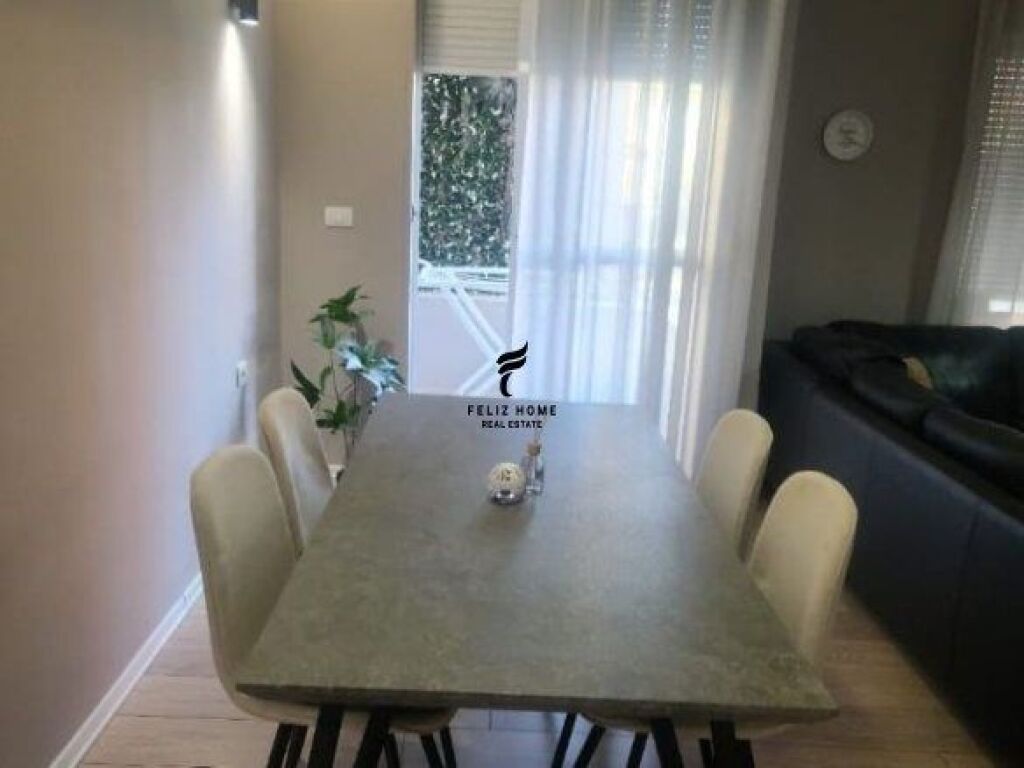 APARTAMENT ME QERA 1+1 MYSLYM SHYRI 65.000 LEKE FH-67825