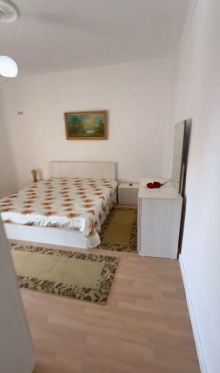 Vendesi Appartamento 2+1 – Fresk, Via Muhamet Deliu (presso Xhangolli)
