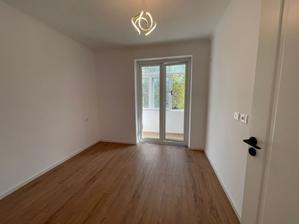 🏡 Shitet Apartament 1+1 – Myslym Shyri