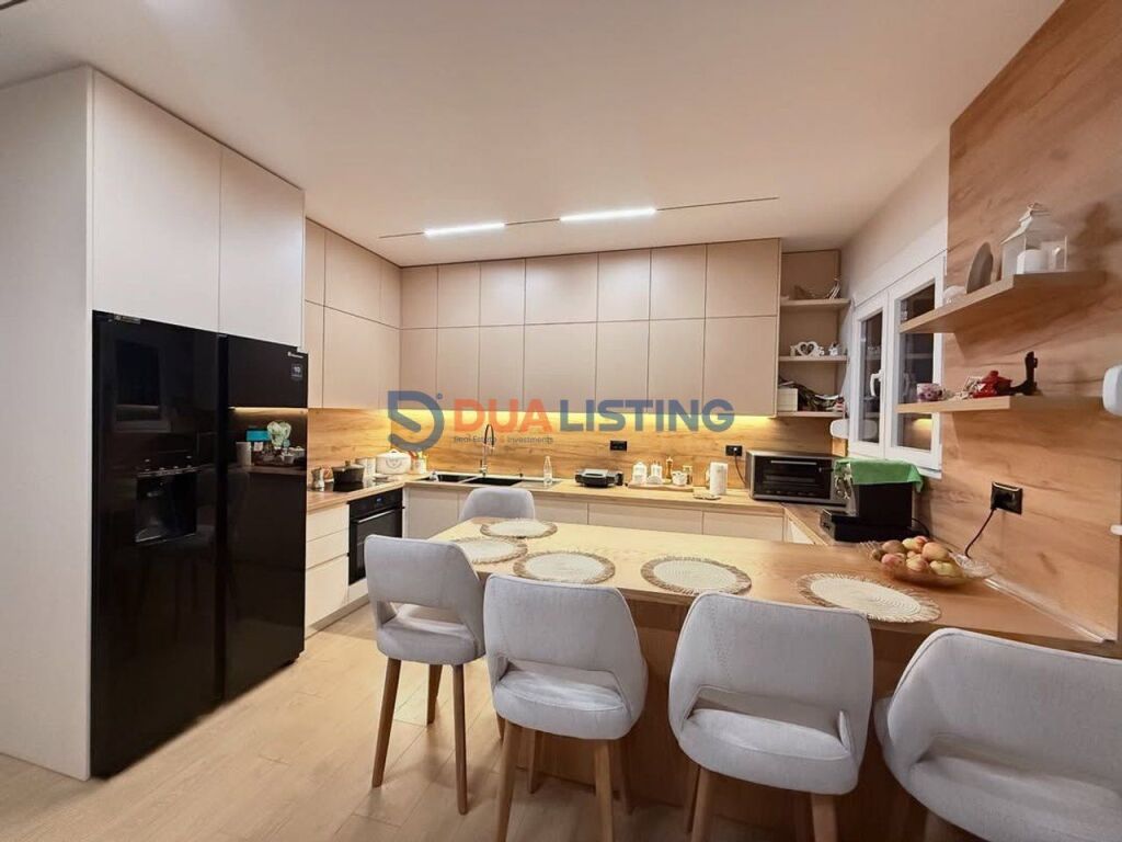 Apartment 2+1 for rent, Rruga e Dibres !