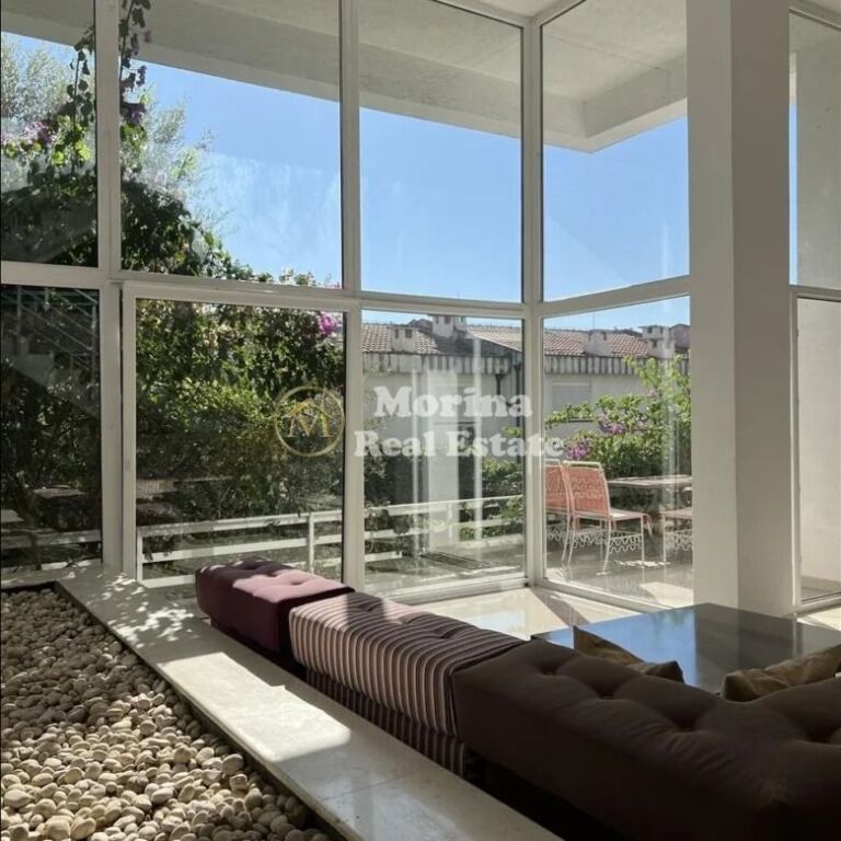 Shitje | Vilë 5 + 1 + 4| Kodra e Diellit 1 | 1100000 €