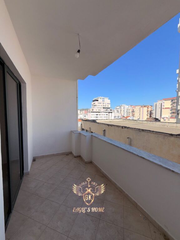 SHITET 2+1+2 me 2 Ballkone 150.000€  📍Markata Durres