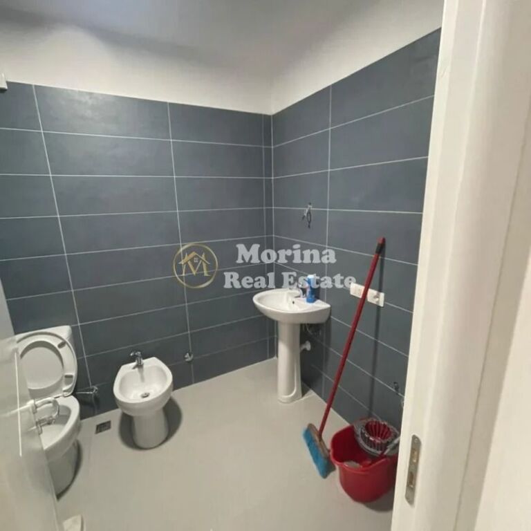 Affitto | Appartamento 2 + 1 + 2 + Blocco | Via di Dibrës | 400 €/mese