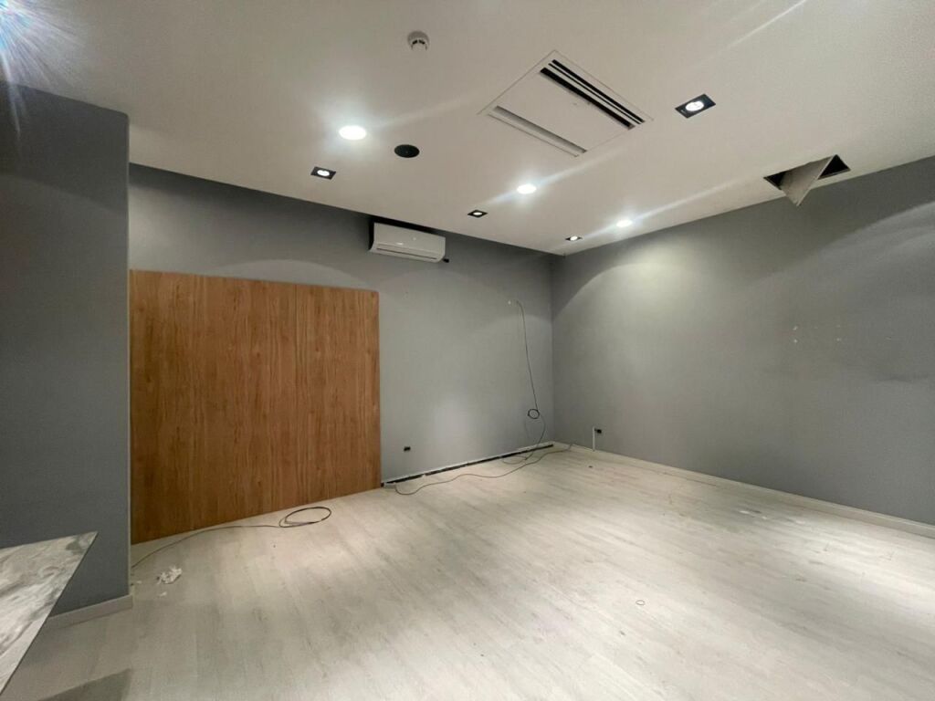 Office for rent in Bllok