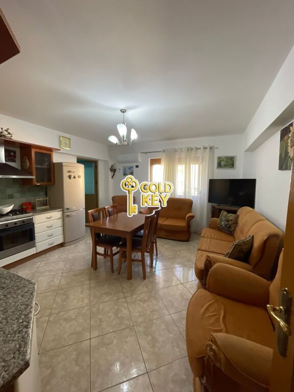 🏡 APARTAMENT ME QERA 2+1 STADIUMI DURRES