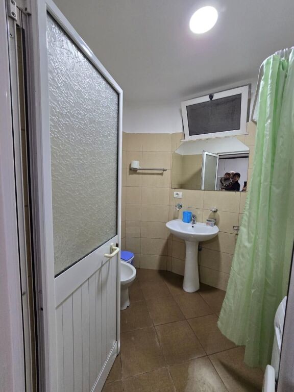 Jepet Me Qera Apartament 1+1