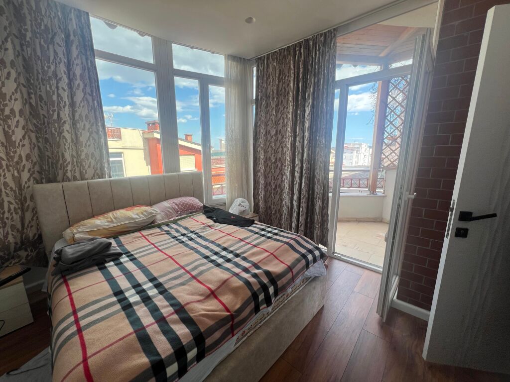 1+1 te Kodra e Diellit me qera