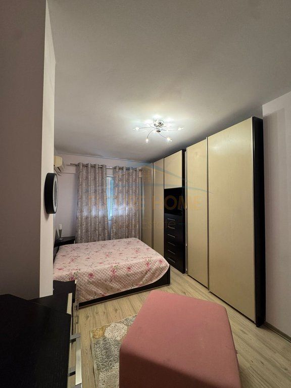 Rent, Apartment 2+1+Parking Space, Barrikadave Street, Tirana