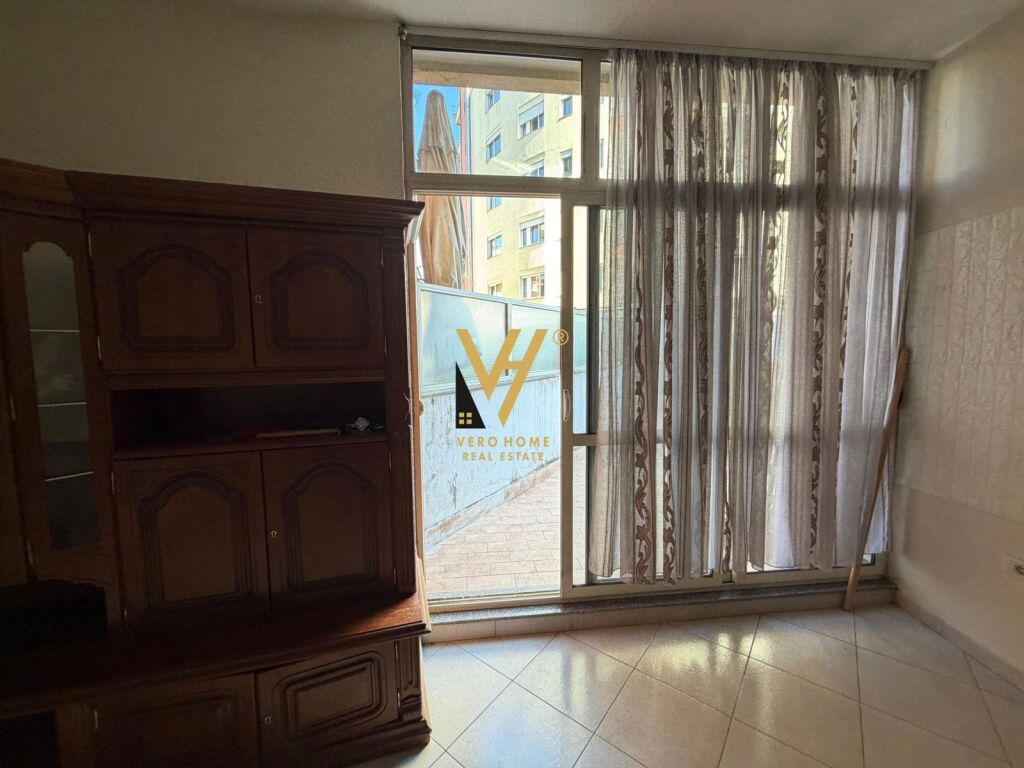 APARTMENT 1+1+VERANDA FOR RENT IN ASTIR 40,000 LEKE
