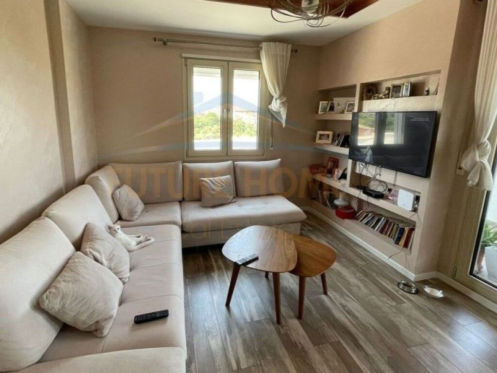 Shitet, Apartament 3+1+2, Kopshti Botanik