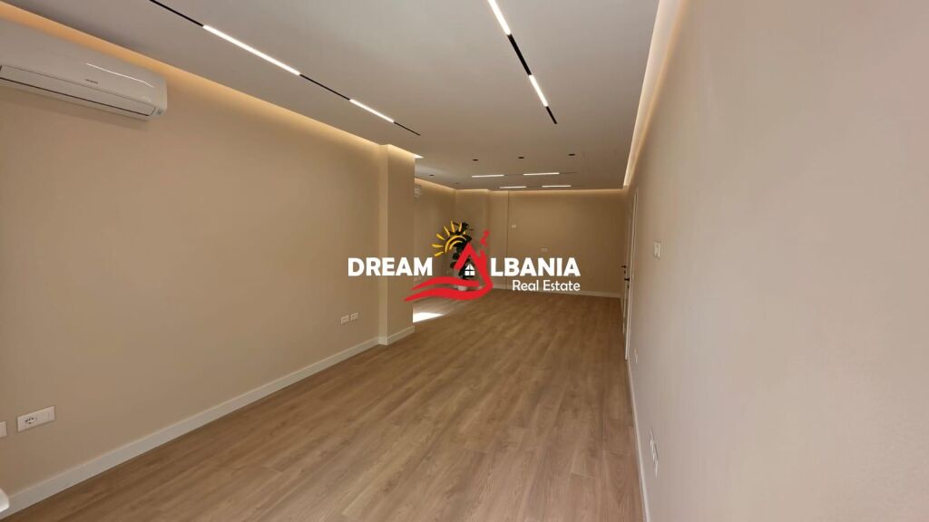 Business Premises for rent at Coin Tirana near Air Albania Stadium (ID 42611420)