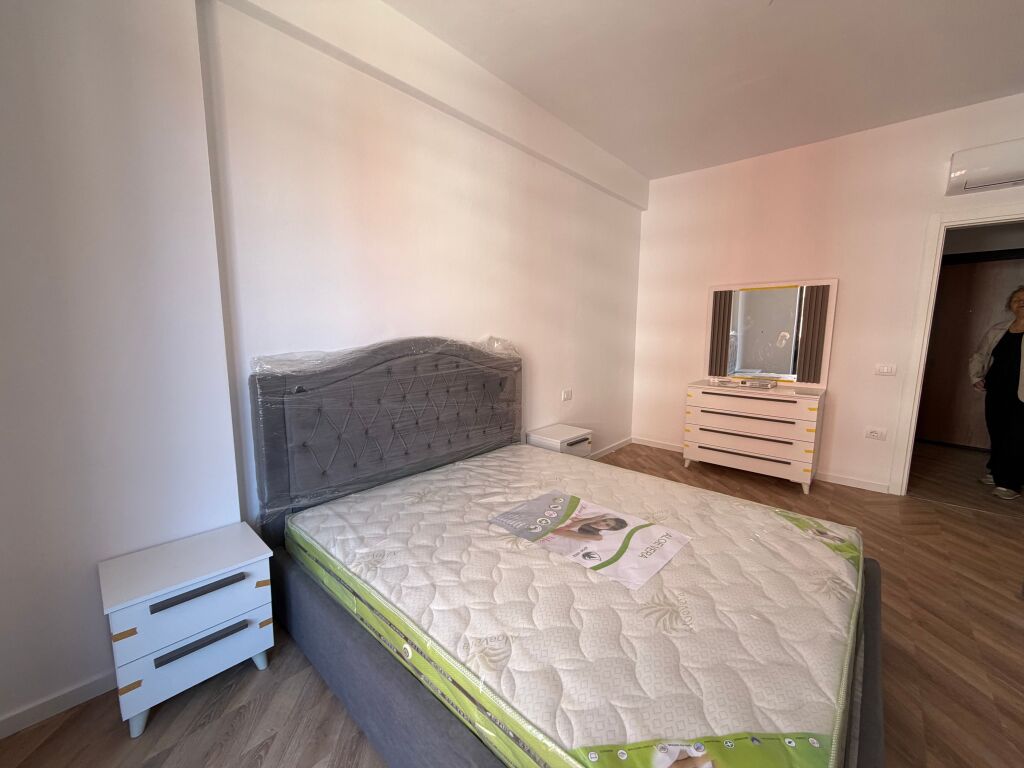 Affittasi appartamento 2+1 + 🅿️📍 Astir, Complesso Urban Gate ✔️ 5° piano✔️ Palazzo con ascensore✔️ Arredato✔️ Ambiente spazioso e ben organizzato✔️ Incluso posto auto 💰 Prezzo: 600 euro/mese 📞 Per maggiori informazioni o visita, contattare