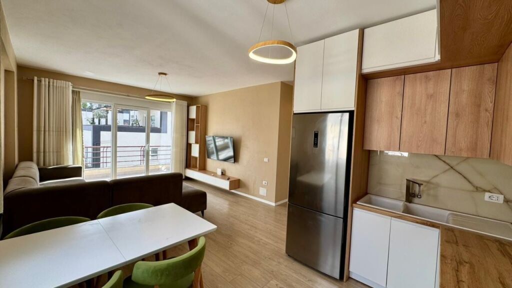 SHITET APARTAMENT 2+1+2 - GREEN TERRACE, LIQENI I THATË