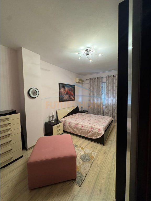 Rent, Apartment 2+1+Parking Space, Barrikadave Street, Tirana