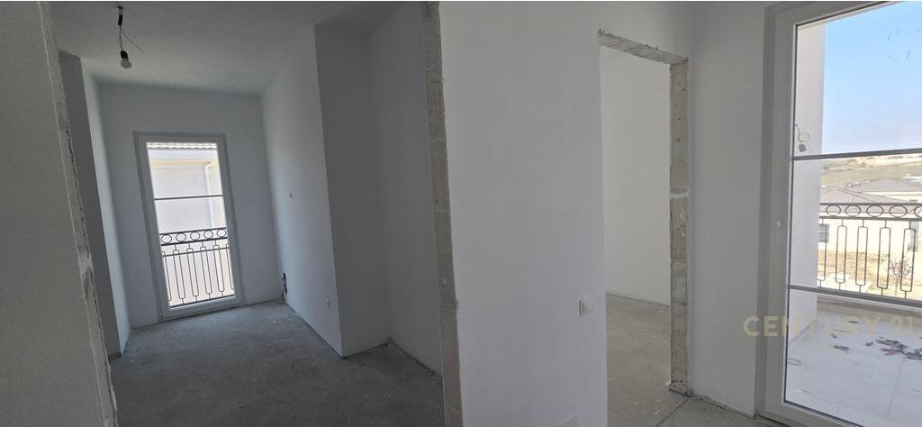 VILLA SUL LAGO DI ROLLING HILLS!