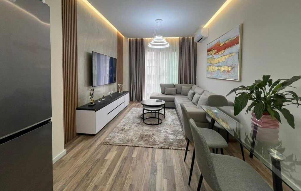 🏙️ Apartament 1+1 me Qira – Rruga e Kosovareve, pranë Hotel Dinastia