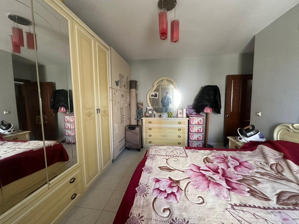 Apartment 2+1+2 for sale in the Lapraka area, near Blloku Gintash