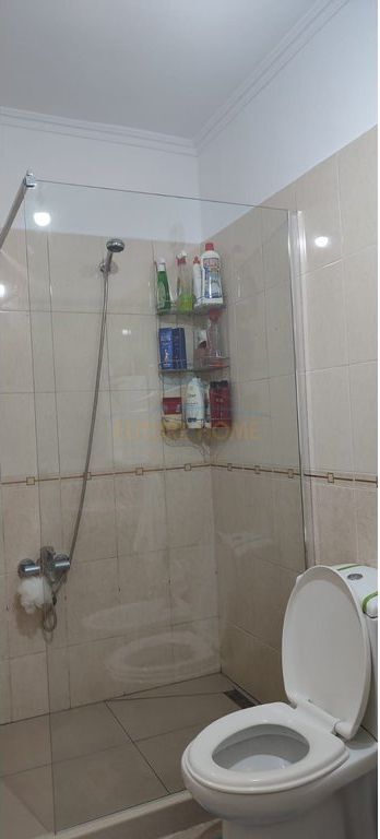 Qera, Apartament 2+1+2+Depo, Rruga e Kavajës, Tiranë