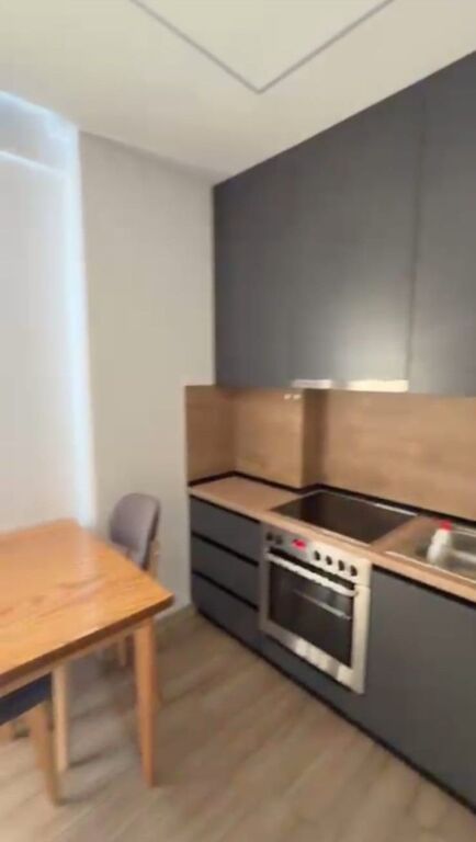 SELIT_JEPET ME QIRA 1+1