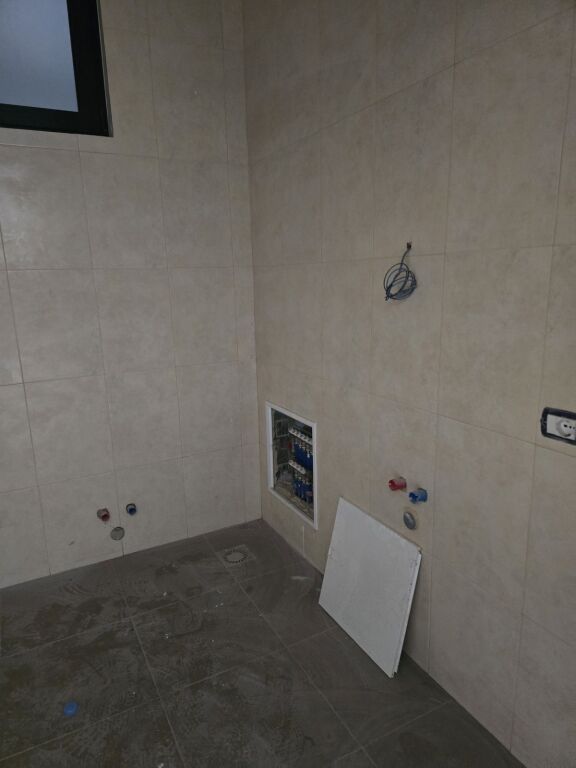 🏡 Apartament 2+1 në shitje – Liqeni i Thatë, Tirana