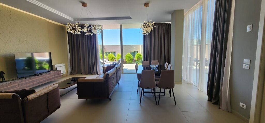 VILË LUKSOZE NE 📍 GREEN COAST 1