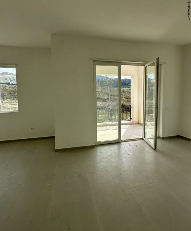 🏡 VILË LUKSOZE 3-KATËSHE – COLLINA VERDE, PRANË TEG ✨