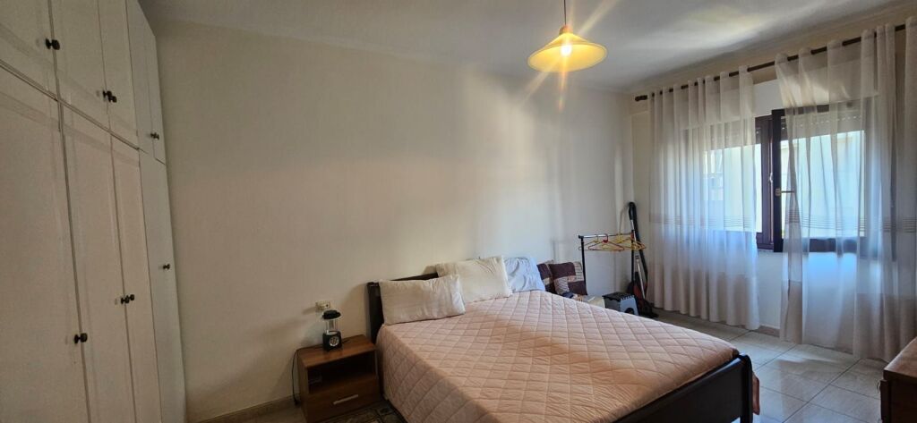 Apartament 1+1 / ballkon Komuna e Parisit