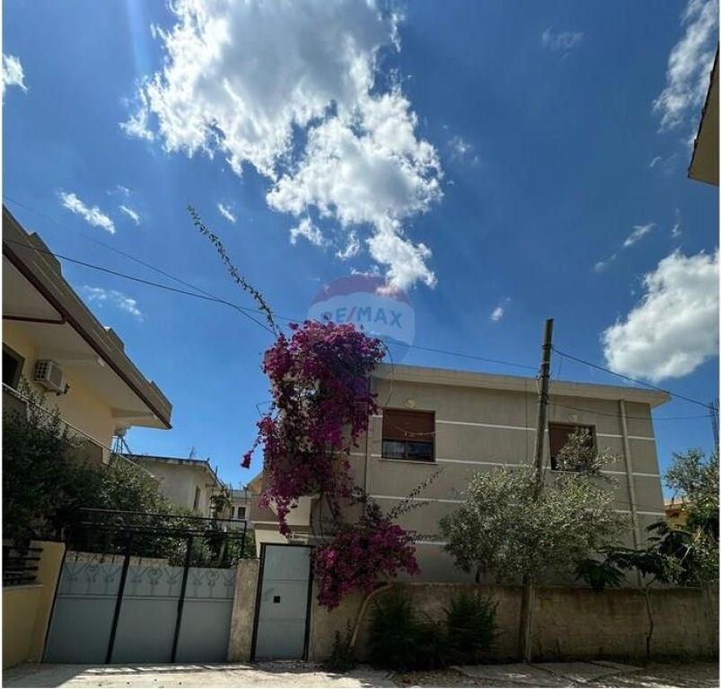 SHTËPI PRIVATE PËR SHITJE – RR. HAXHI XHYHERI, VLORË
