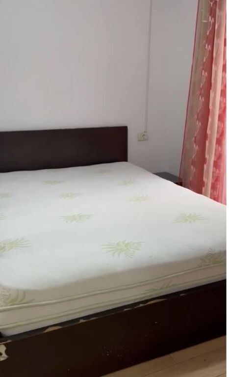 Near the Paris Municipality, 1+1 is for rent