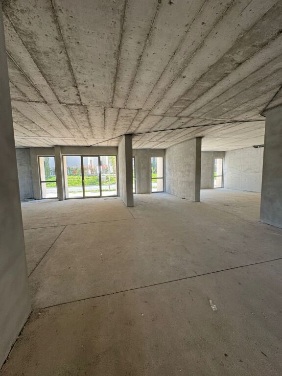 BUSINESS PREMISES FOR RENT AT GREEN VALLEY RESIDENCE