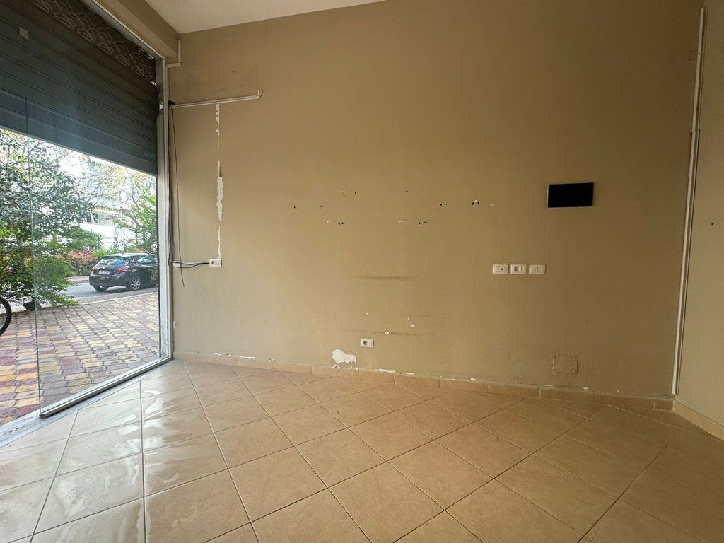 SHITET DYQAN TEK 21 DHJETORI