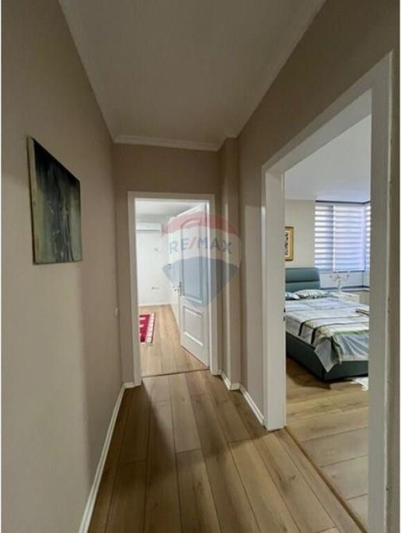 APARTMENT FOR RENT IN THE CENTER