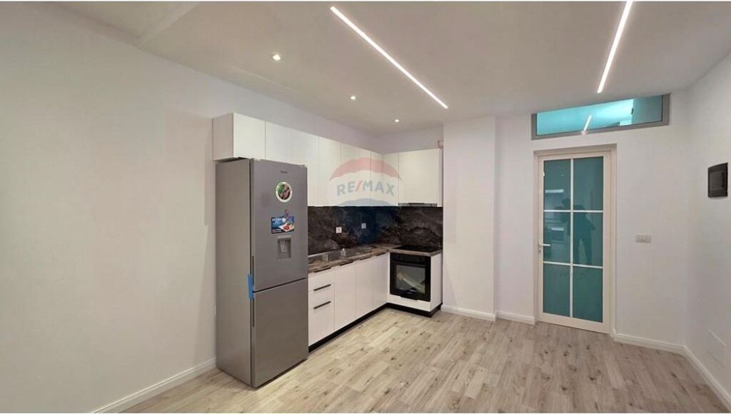 🔥 OKAZION NË VLORË – INVESTIM I SIGURT! 🔥  🏡 Apartament 1+1 për shitje