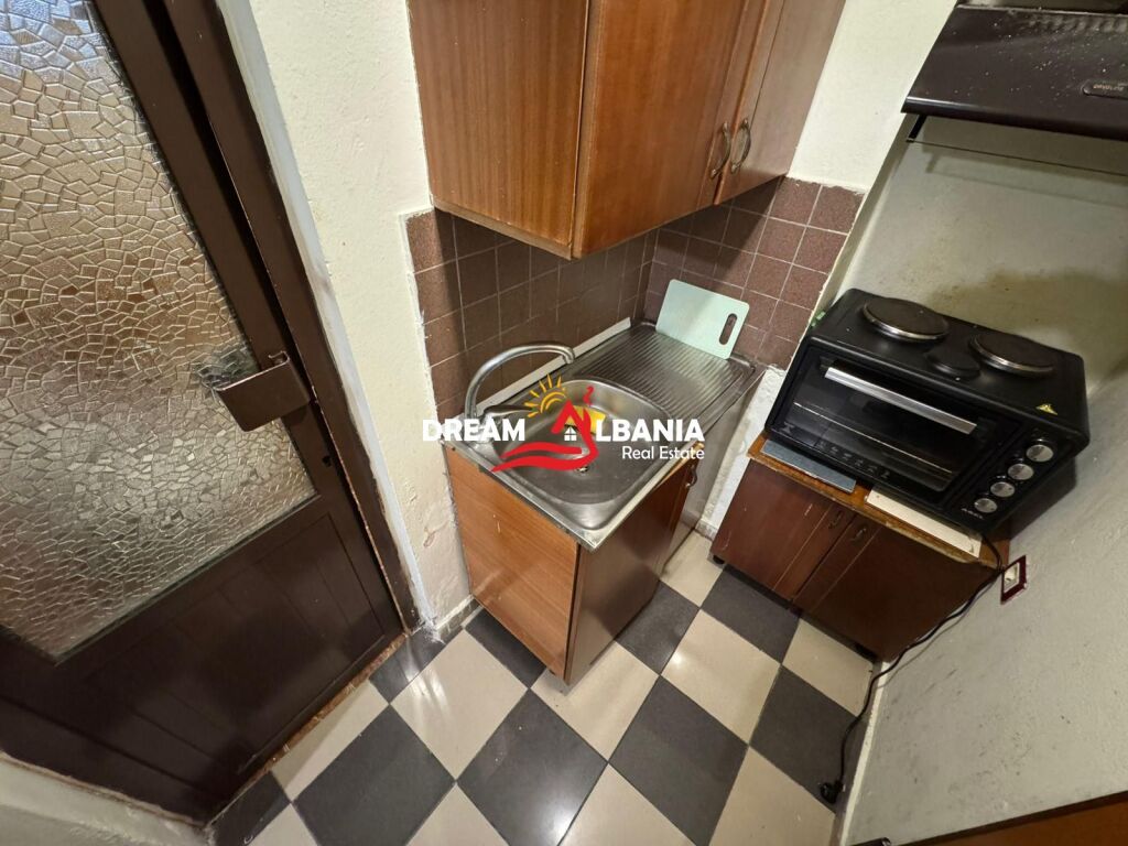 Garzoniere me qera prane 9 katsheve, Tirane (ID 4201100)