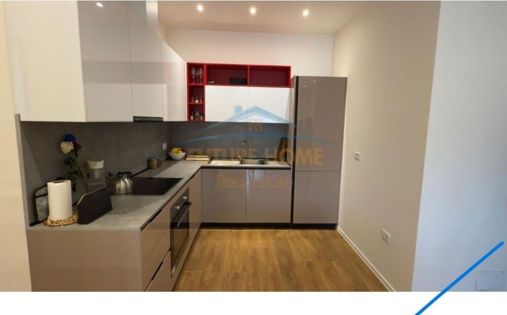 Affitto, Appartamento 1+1 , Complesso Delijorgji, Tirana.