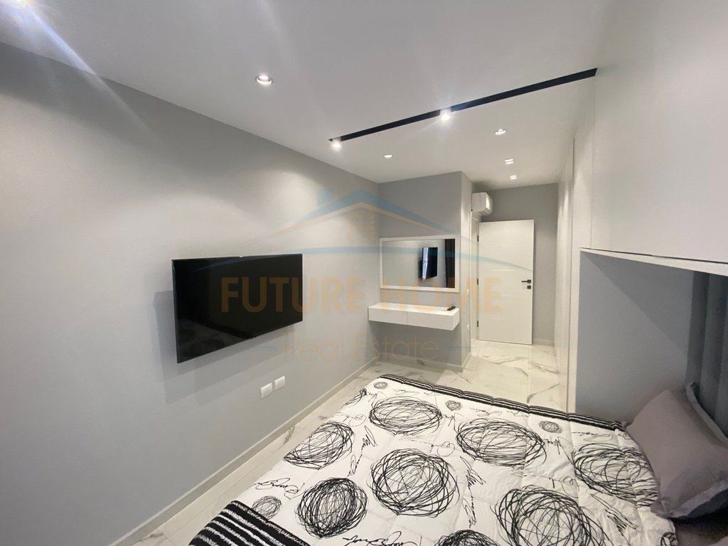 Rent, Apartment 1+1+parking space Panorama Street Tirana