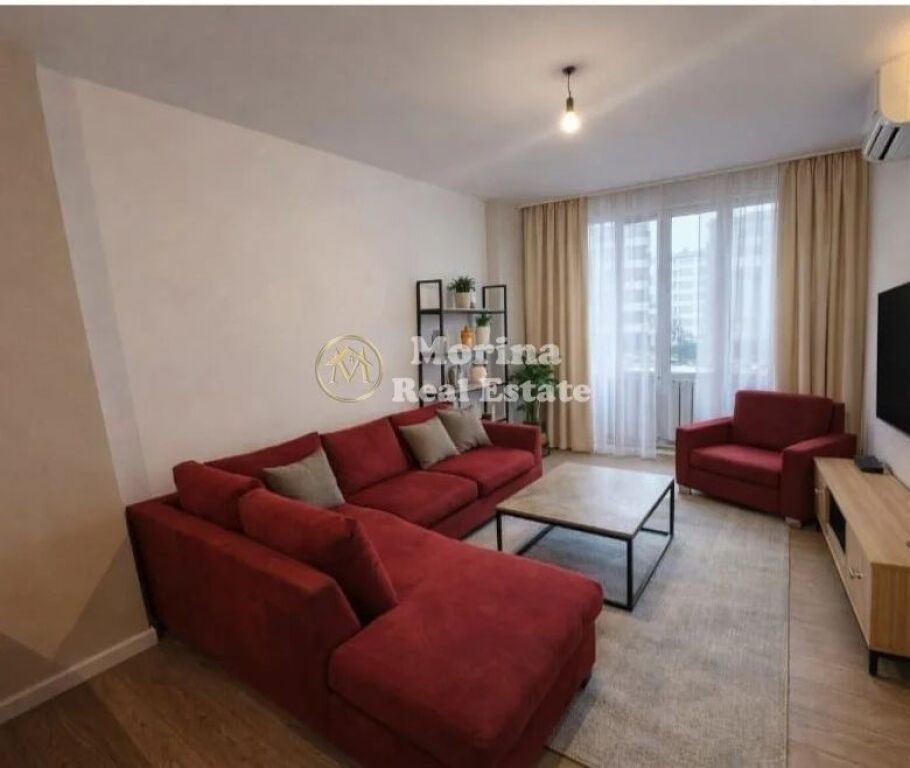 Affitto | Appartamento 2 + 1 | Zogu i Zi | 780 €/mese