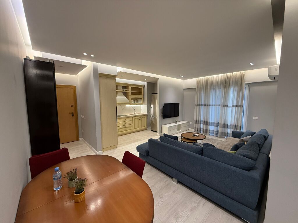 📣 AFFITTO SUPER Appartamento 2+1 Con 2 Bagni 📍 Via "Barrikadave" ✨