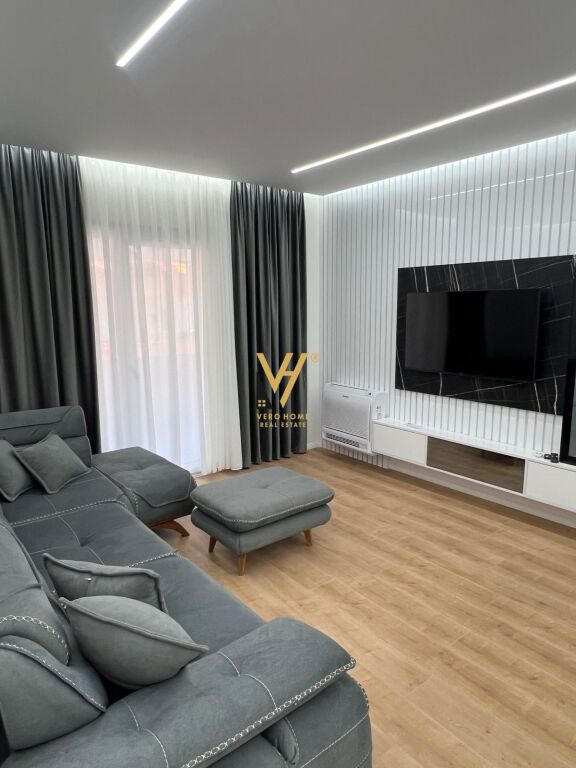 JEPET APARTAMENT 1+1+BLK ME QERA NE INSTITUT 55.000 LEKE