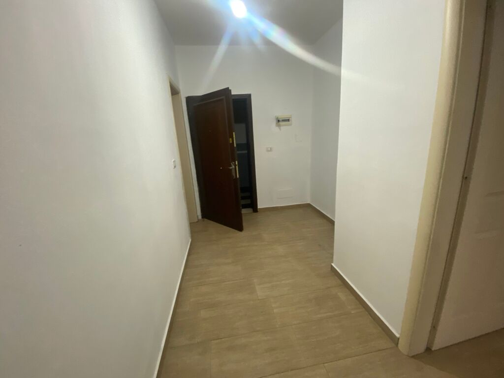 Apartament 1+1 per qira ne Astir !