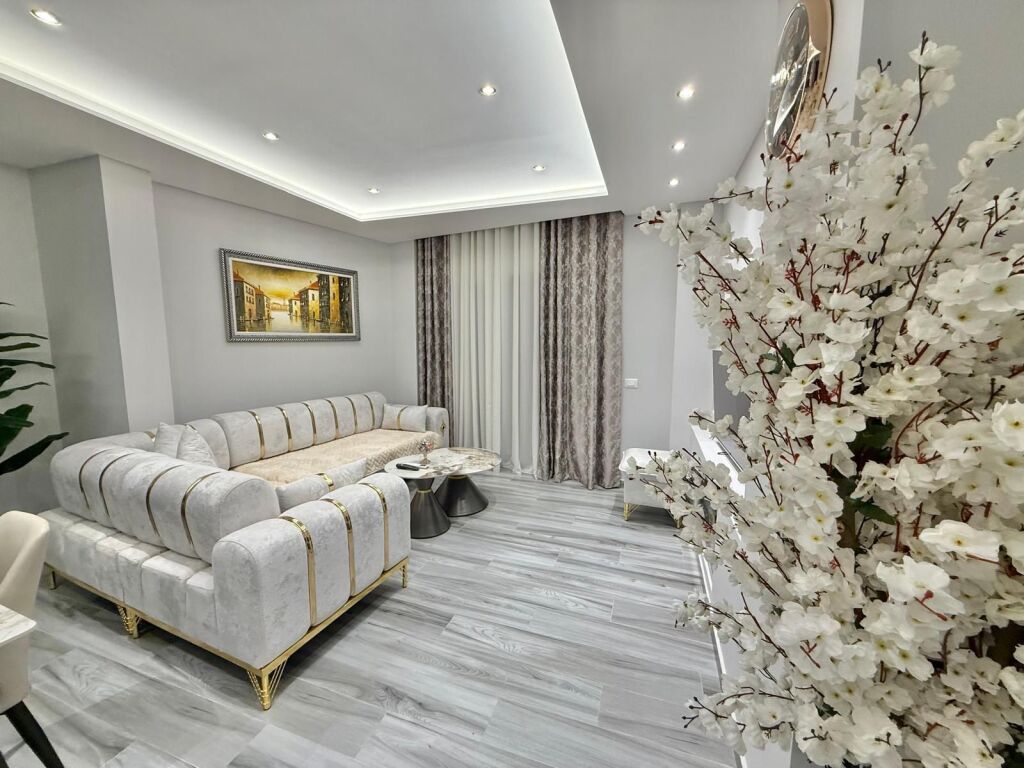 Apartament 2+1+2+🅿️ Blok me Qira në Fresk