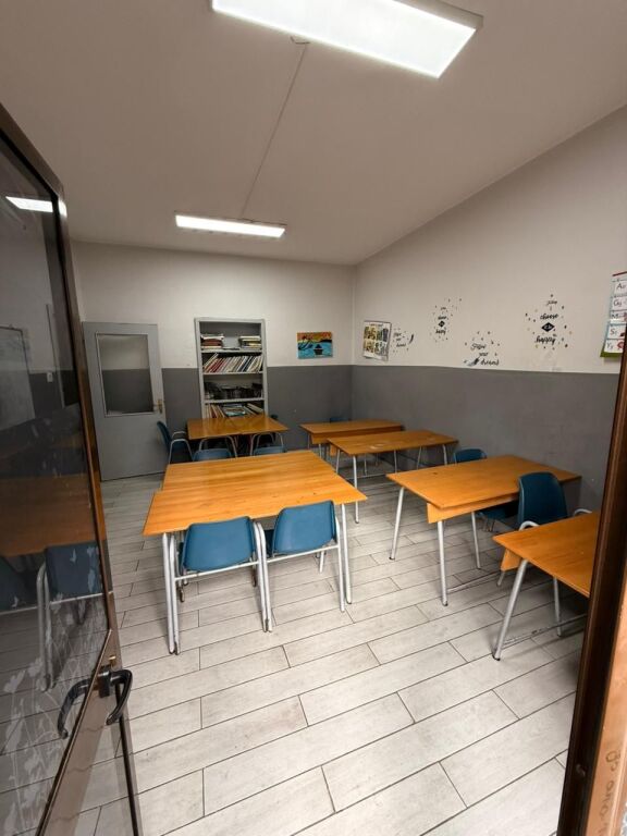 🏢 Office for Rent | 100 m² | Prime Location – Dinamo Stadium Area 📍 Sulejman Delvina Street 🔥 Street Front Exposure | High Visibility 💶 €850 Net / Month