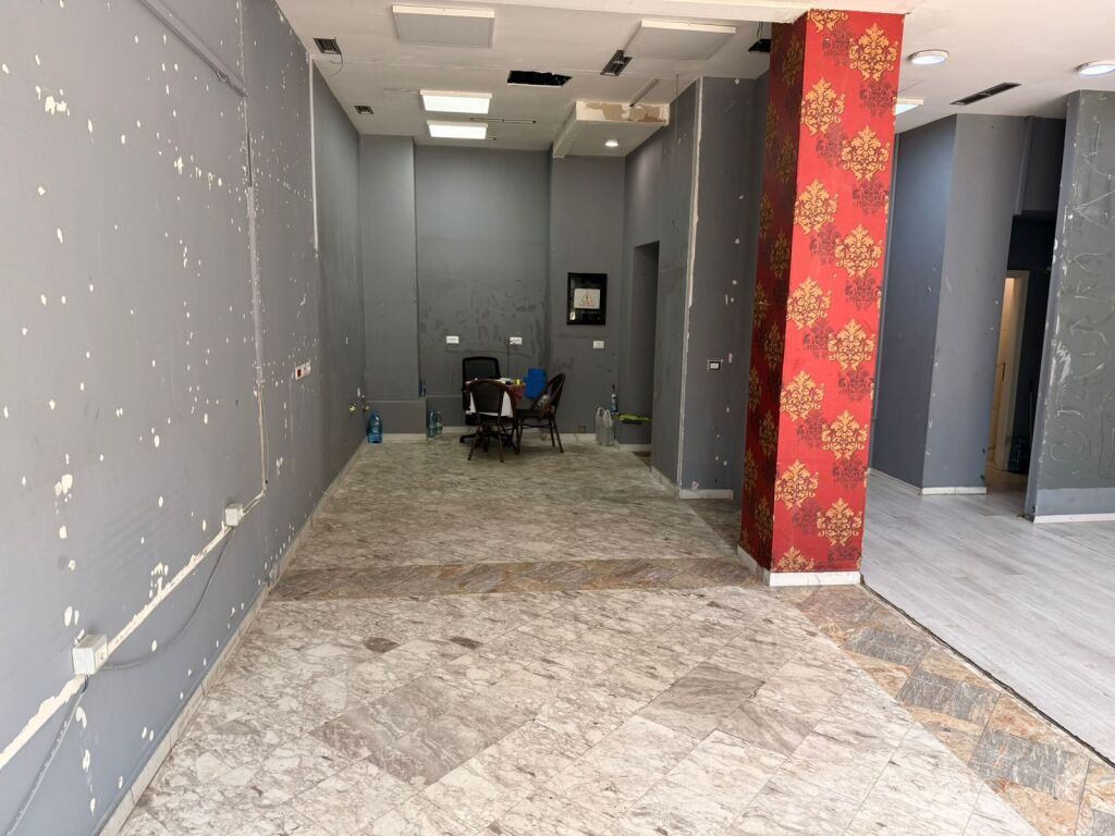 Dyqan me qera - 21 Dhjetori